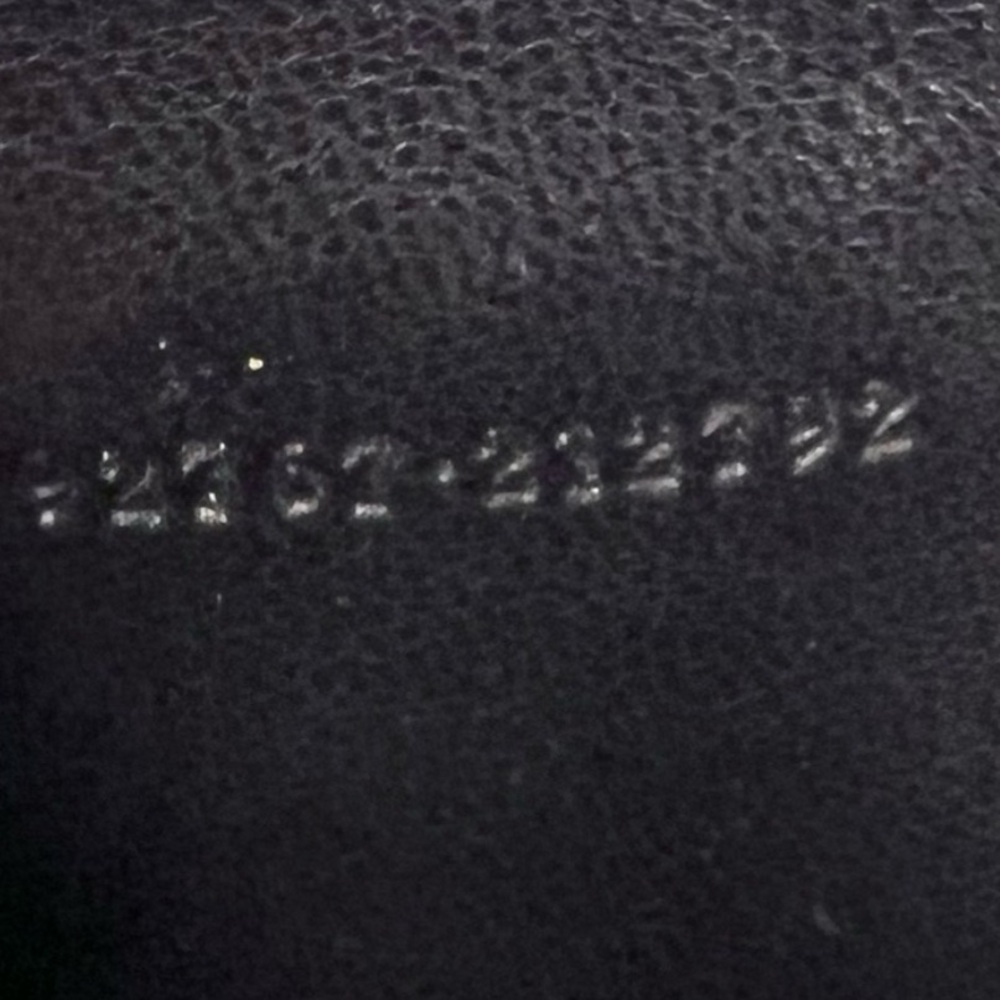 Gucci Authentic Case - Picture 13 of 16